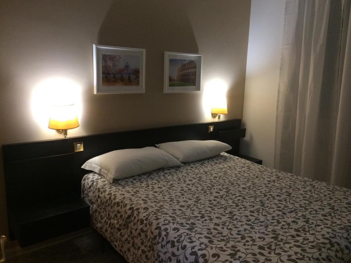 La Dolce Vita Rome ชัมปีโน ภายนอก รูปภาพ
